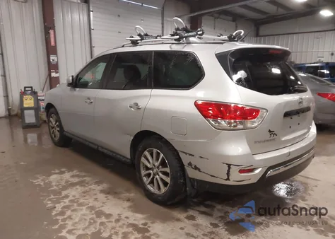 2015 Nissan Pathfinder S from USA, damaged, VIN 5N1AR2MM8FC692482